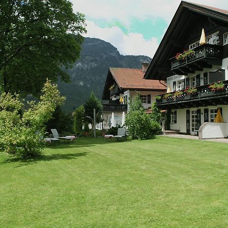 Hotel Edelweiss Garni Γκάρμις-Παρτενκίρχεν Εξωτερικό φωτογραφία
