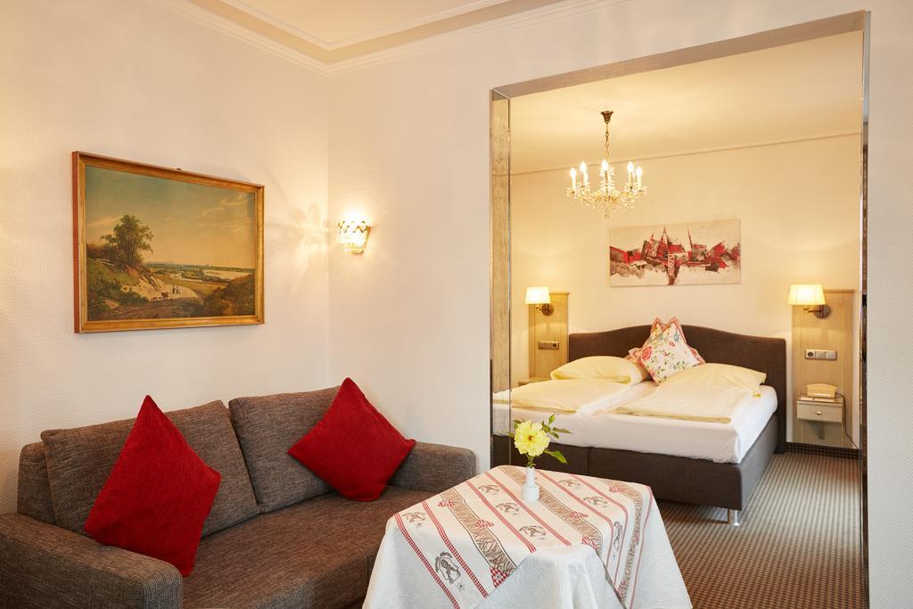 Hotel Edelweiss Garni Γκάρμις-Παρτενκίρχεν Εξωτερικό φωτογραφία