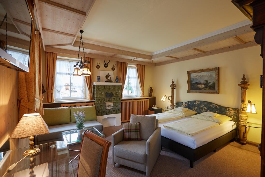 Hotel Edelweiss Garni Γκάρμις-Παρτενκίρχεν Εξωτερικό φωτογραφία