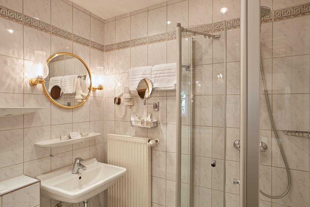 Hotel Edelweiss Garni Γκάρμις-Παρτενκίρχεν Εξωτερικό φωτογραφία