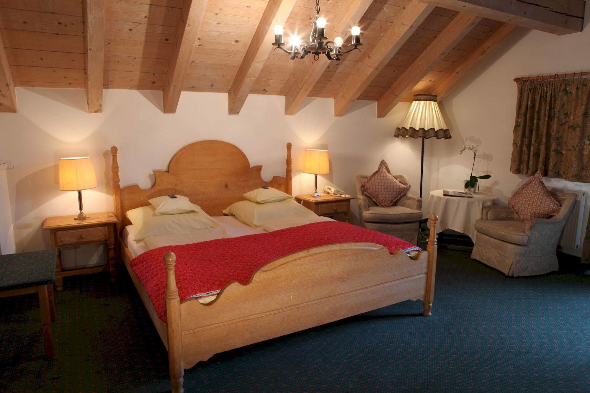 Hotel Edelweiss Garni Γκάρμις-Παρτενκίρχεν Εξωτερικό φωτογραφία