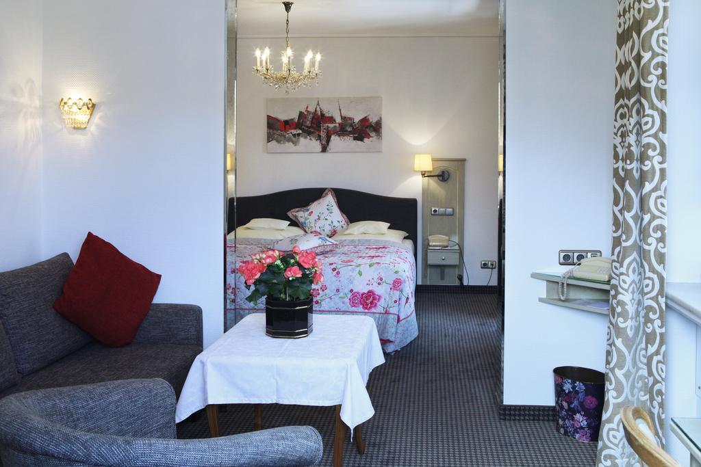 Hotel Edelweiss Garni Γκάρμις-Παρτενκίρχεν Δωμάτιο φωτογραφία